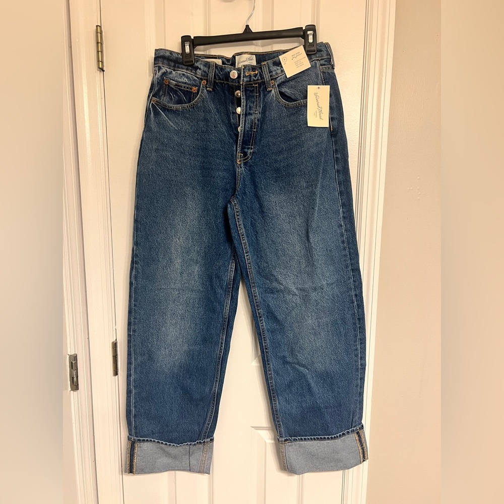 Universal Thread Women’s 90s Baggy Jean